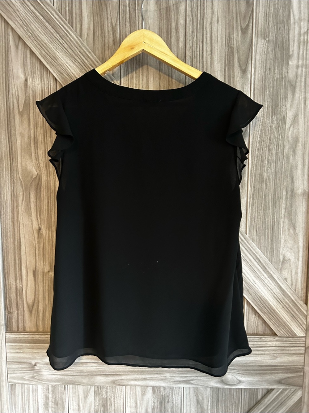 Rose + Olive Black Sheer Flutter Sleeve Blouse - Size Medium - Picture 2 of 4